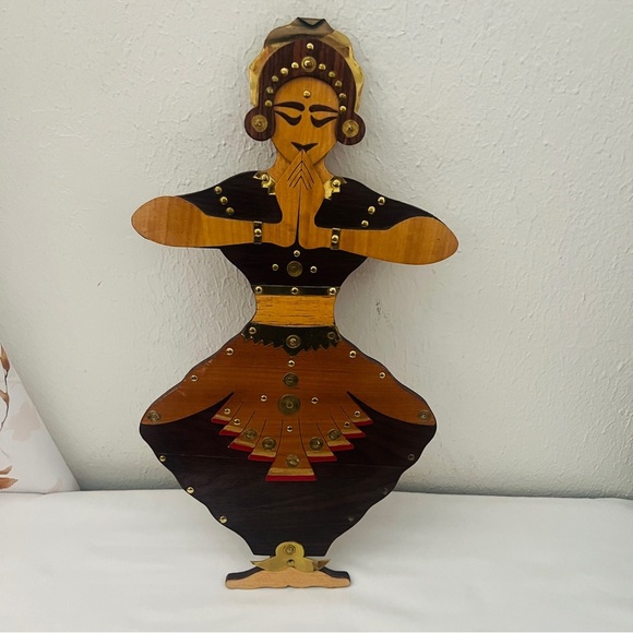 Hand Crafted Artistic Wall Decor Bundle of 3 Brown and Gold Beautiful Designs - Picture 6 of 12